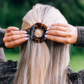 Teleties Tortoise | Small | Flat Open Circle Hair Clip
