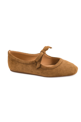 Corky's Layover Bow Flat in Cognac