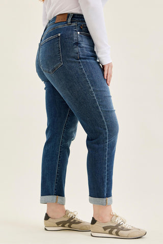 Judy Blue Mid Rise Boyfriend Jean