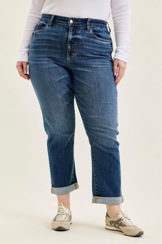 Judy Blue Mid Rise Boyfriend Jean